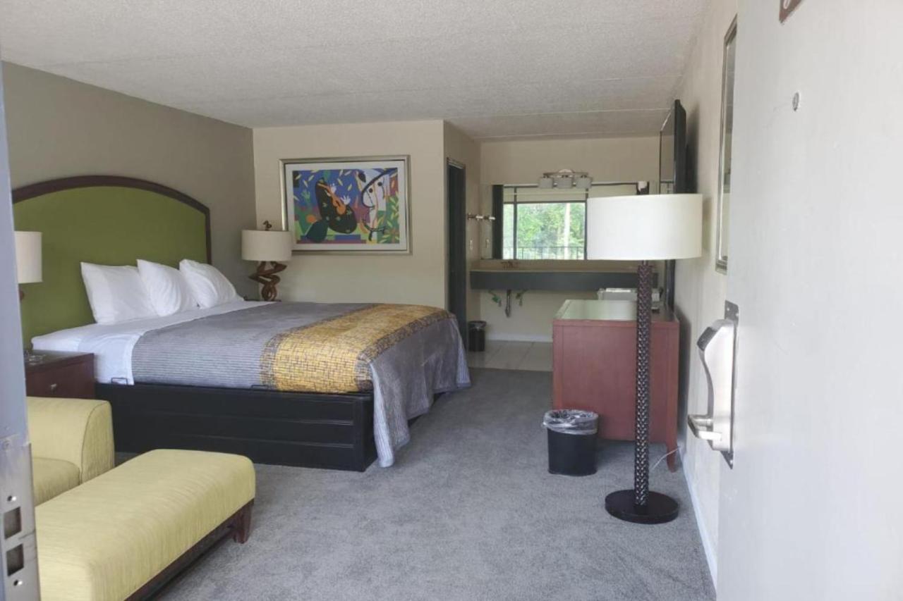 Palmetto Inn & Suites By Oyo Orangeburg Luaran gambar