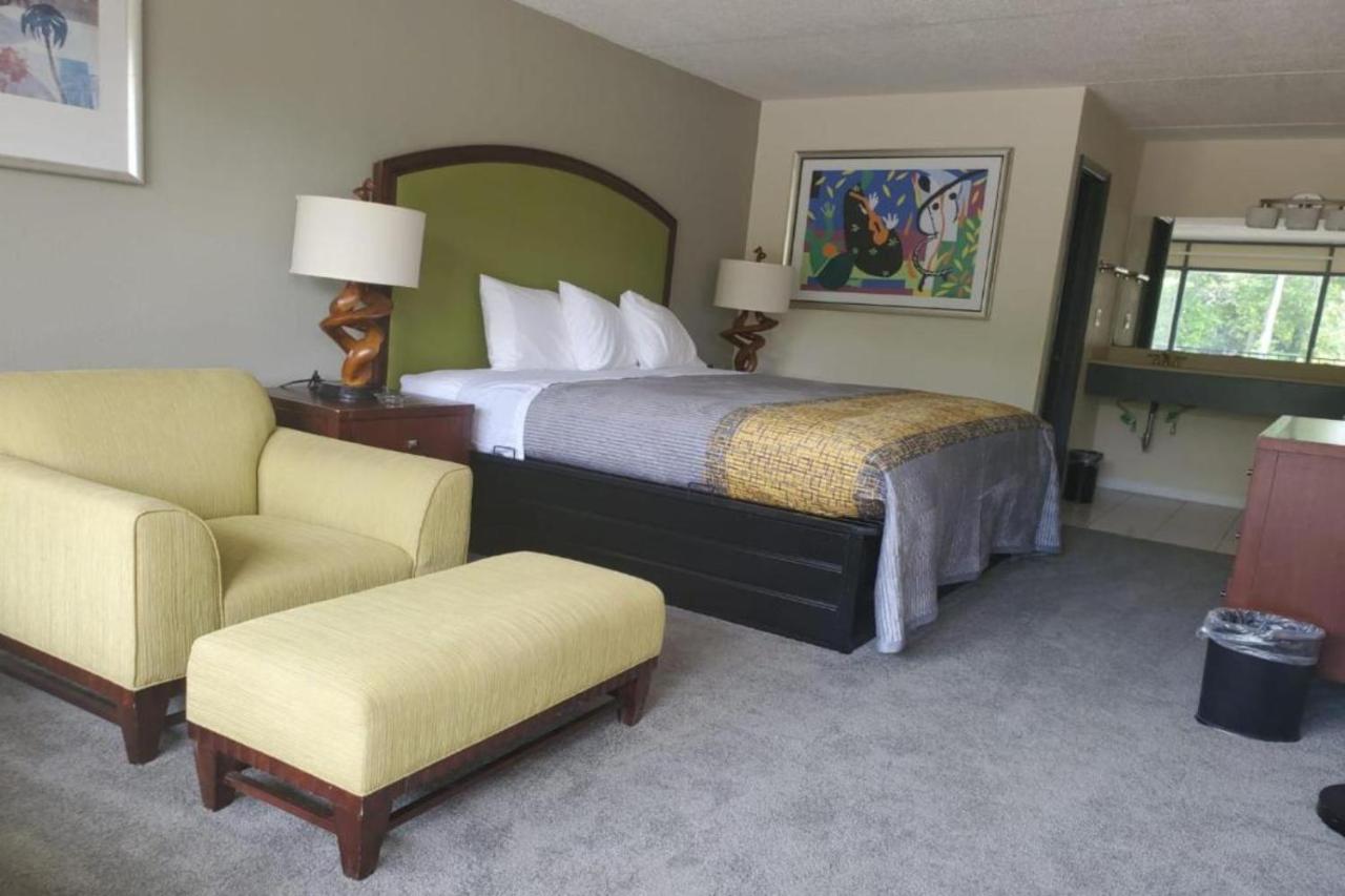 Palmetto Inn & Suites By Oyo Orangeburg Luaran gambar
